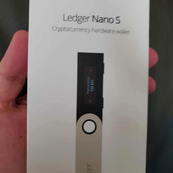 Ledger Nano S Cryptocurrency Bitcoin Hardware Wallet Black Silver NEW Free ship